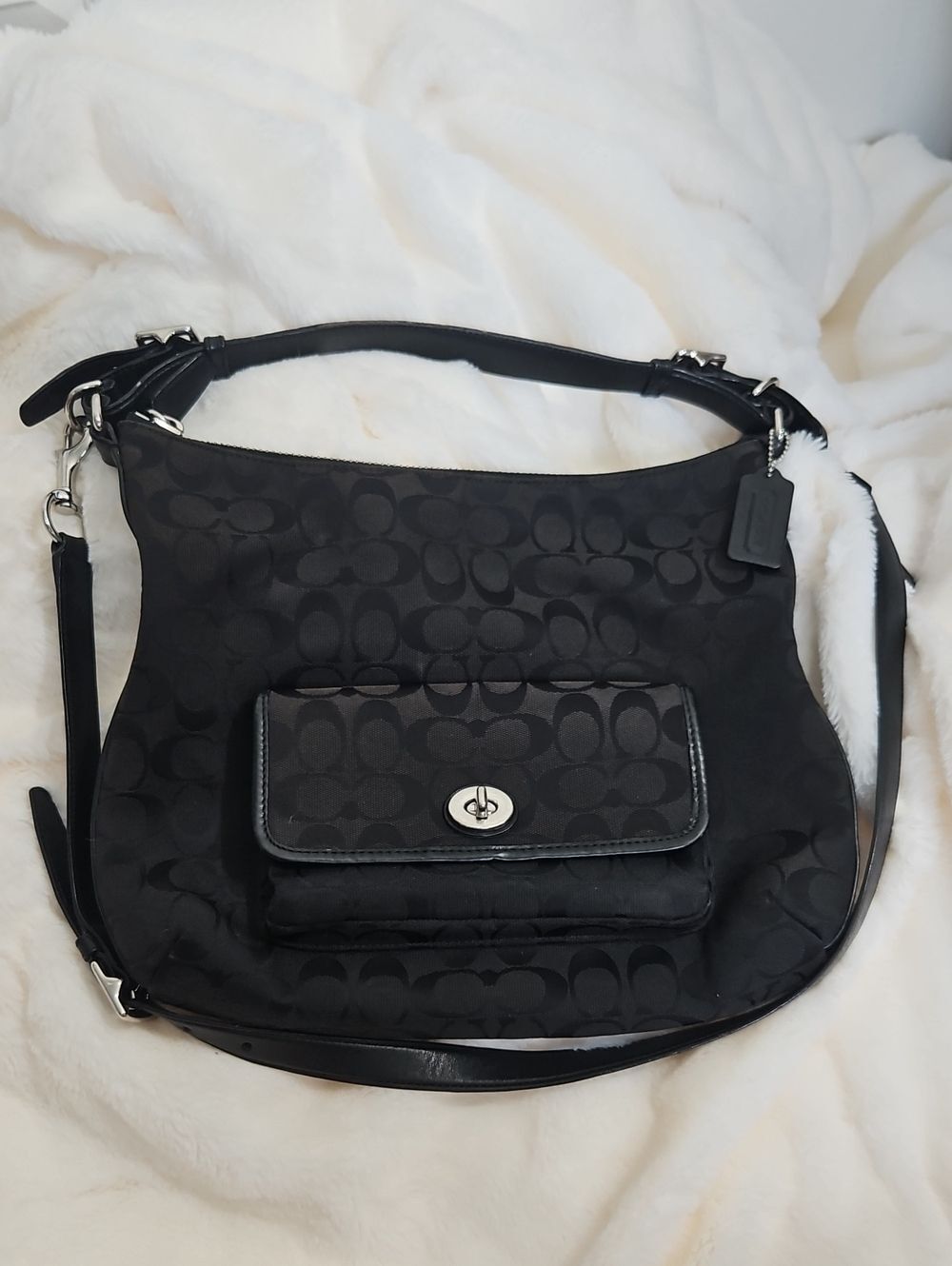 Coach Signature File Crossbody Shoulder Bag Black Jacquard Canvas Leather F25372